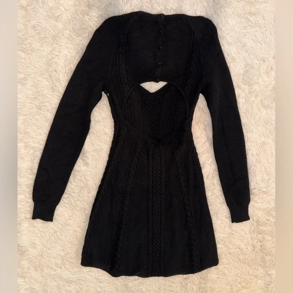 NWOT FREE PEOPLE Small World Mini long sleeves sweater Dress black sz L